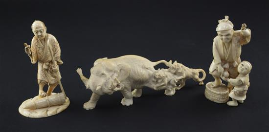 Three Japanese ivory groups, late 19th / early 20th century. 11.5cm.